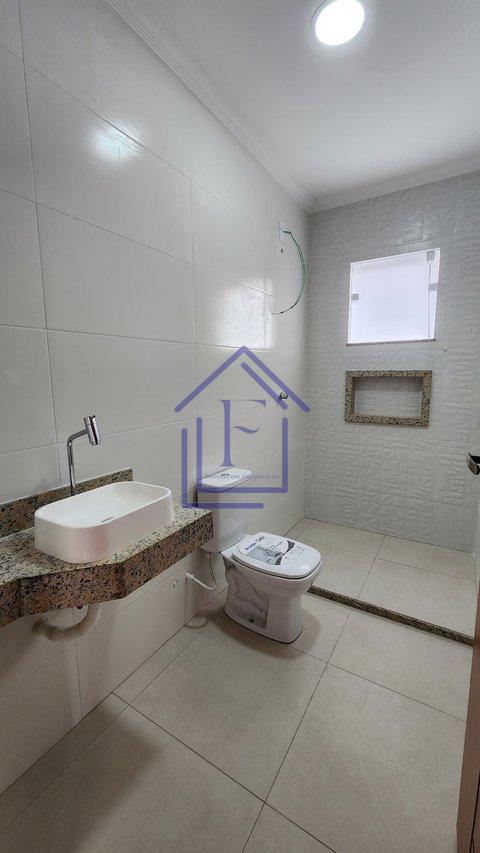 Casa recém construída no Centro de Guapimirim - Guapimirim - 