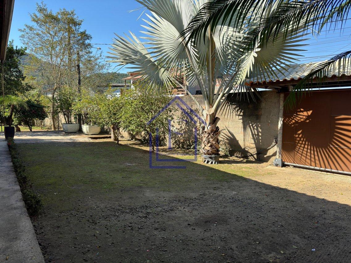 Excelente Casa com 3 quartos na Quinta Mariana em Guapimirim - Guapimirim - 