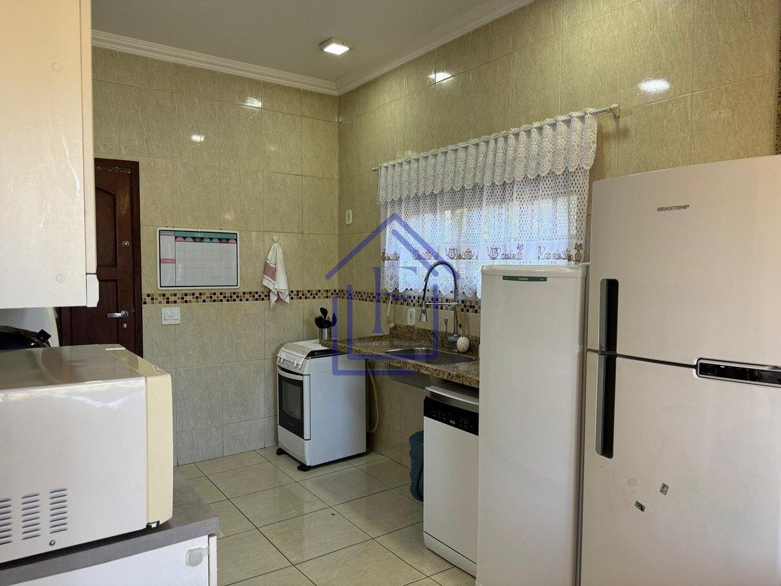 Excelente Casa com 3 quartos na Quinta Mariana em Guapimirim - Guapimirim - 