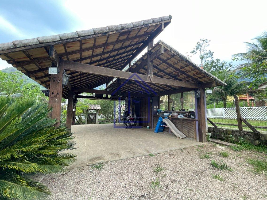 Excelente casa em condomínio em Guapimirim - Guapimirim - 