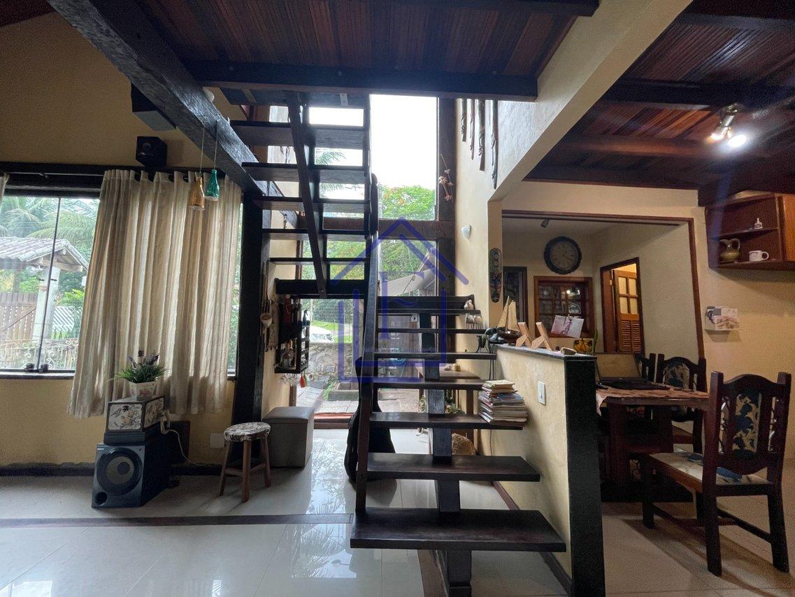 Excelente casa em condomínio em Guapimirim - Guapimirim - 