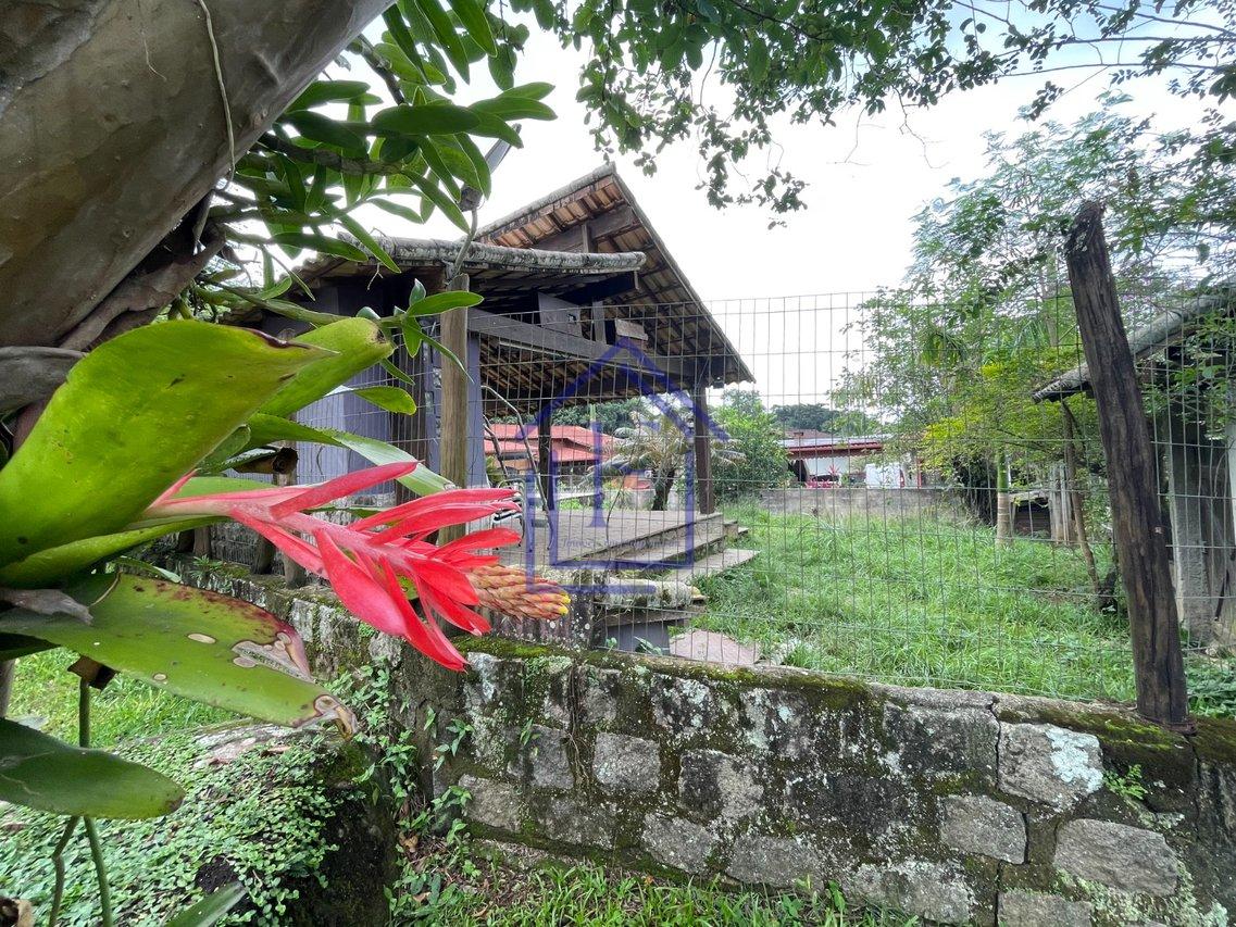 Excelente casa em condomínio em Guapimirim - Guapimirim - 