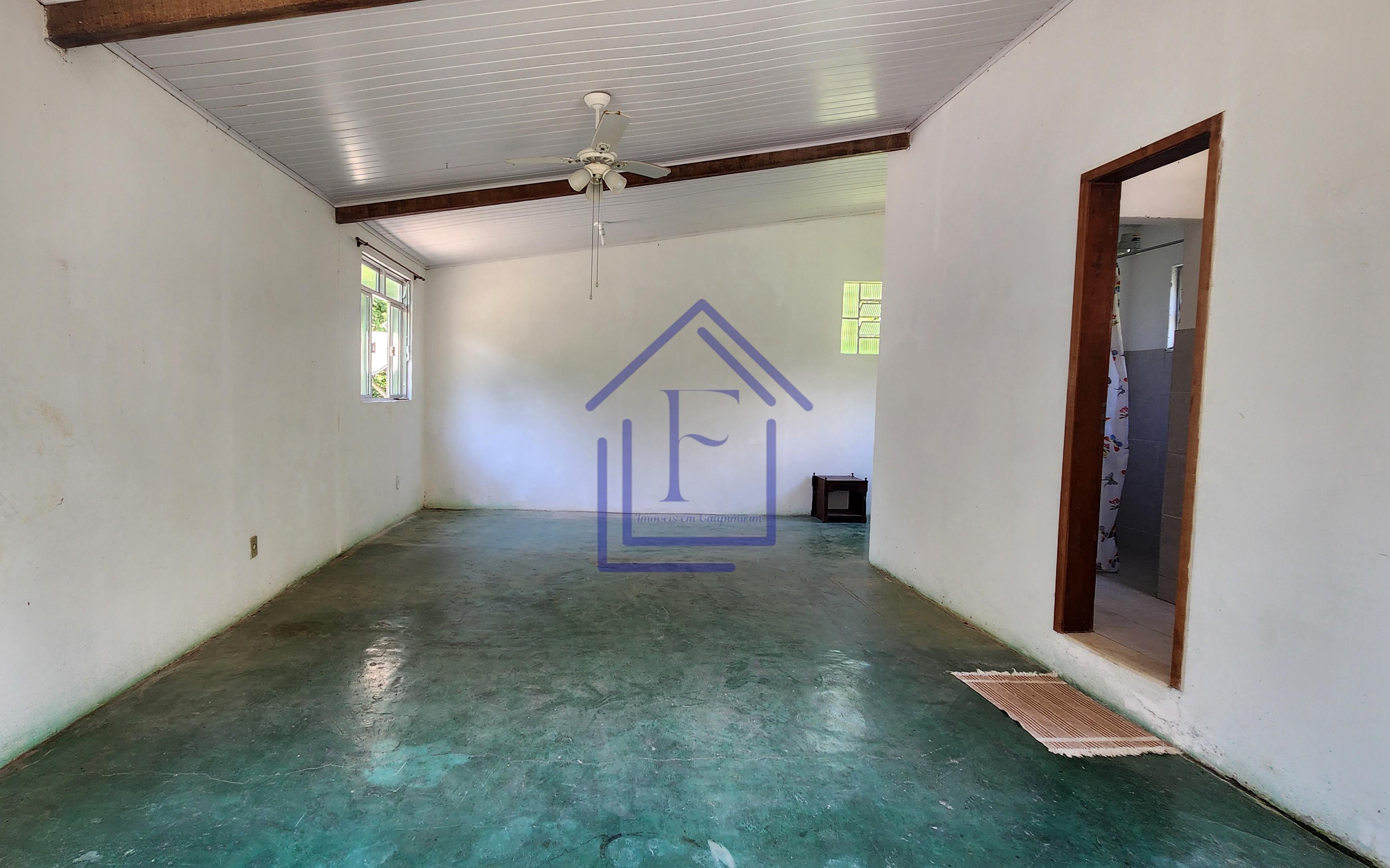 S&iacute;tio com 3.600m&sup2; de terreno, com acesso &agrave; cachoeira, localizado em Guapimirim  Guapimirim - 