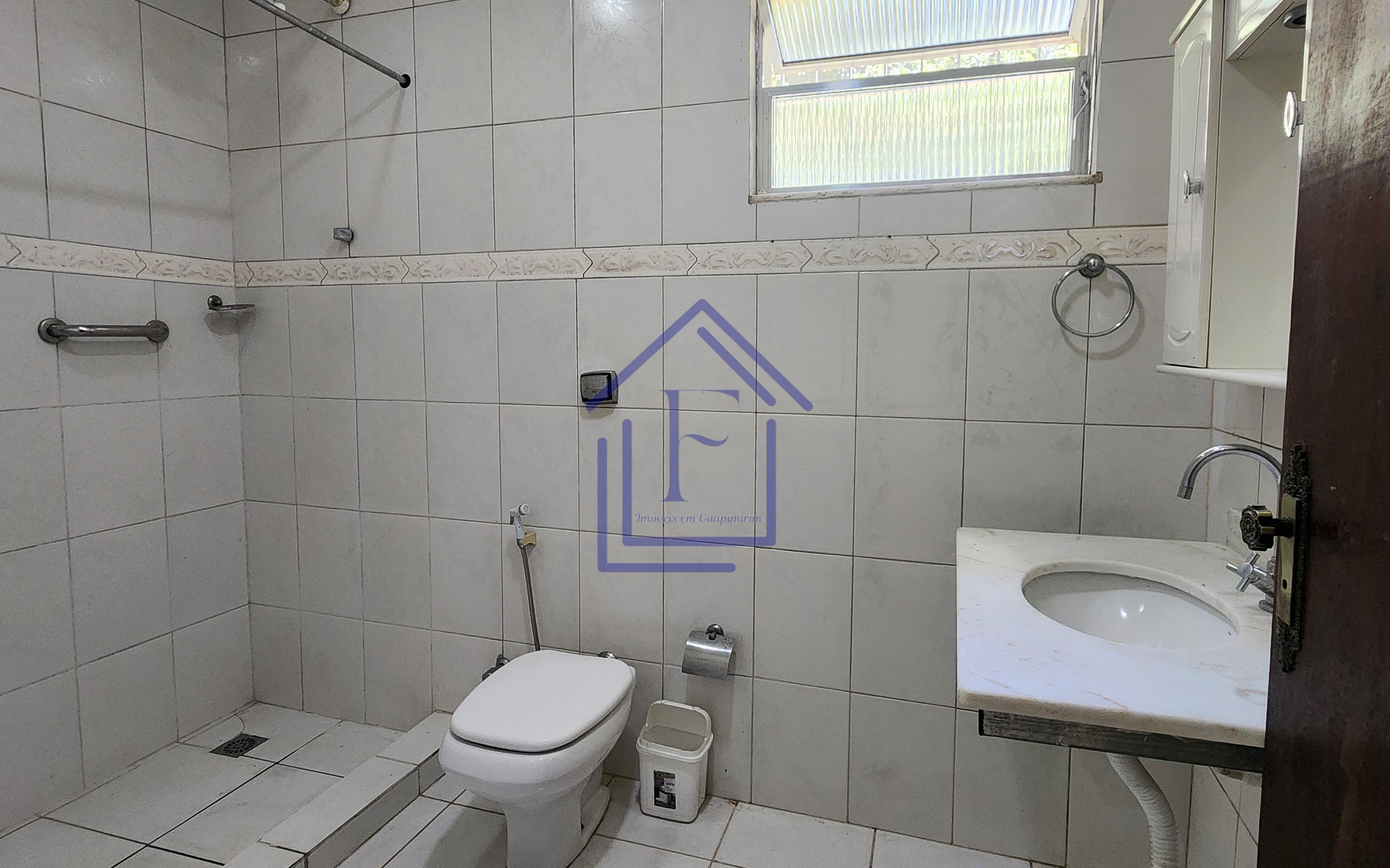 S&iacute;tio com 3.600m&sup2; de terreno, com acesso &agrave; cachoeira, localizado em Guapimirim  Guapimirim - 