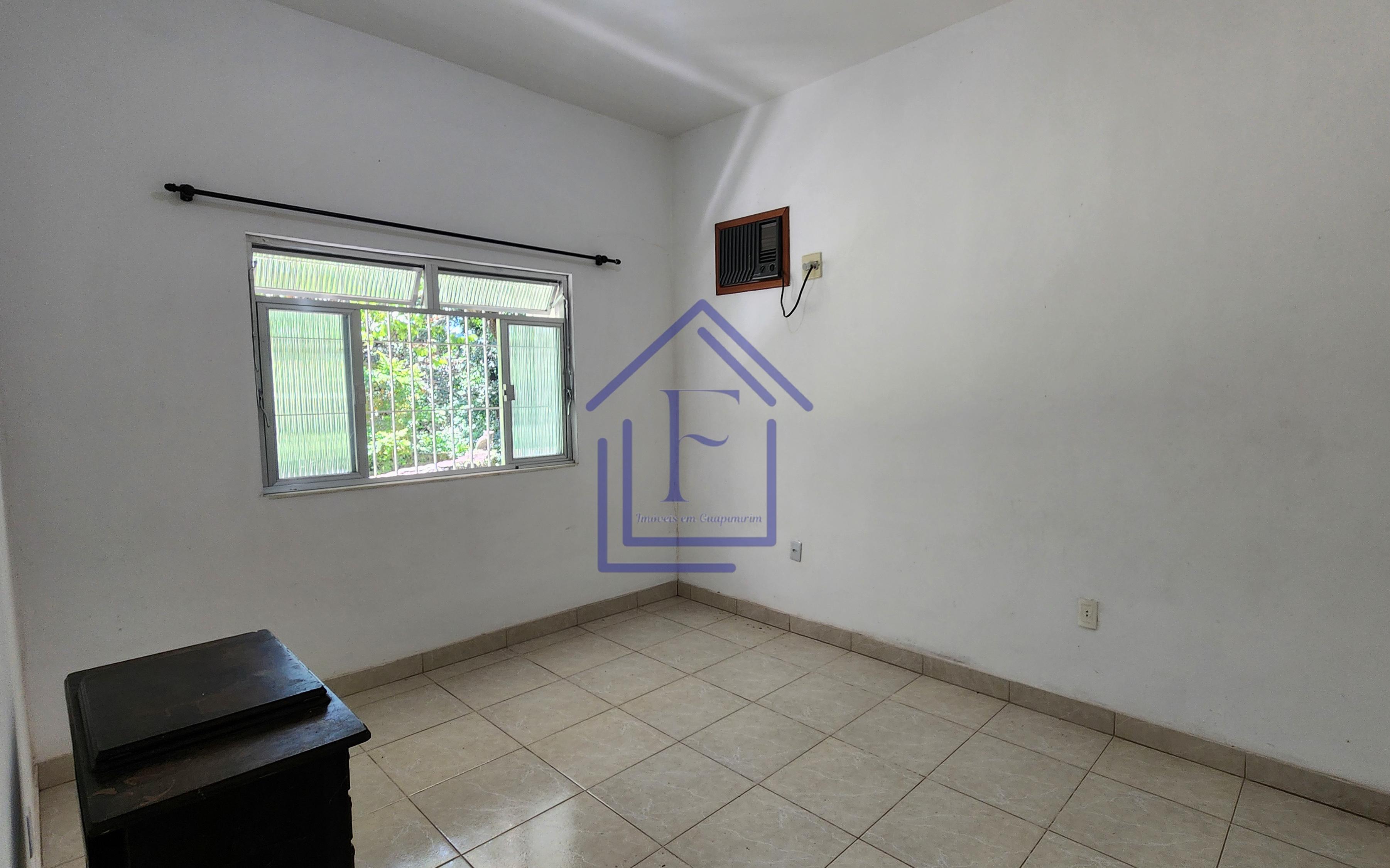 S&iacute;tio com 3.600m&sup2; de terreno, com acesso &agrave; cachoeira, localizado em Guapimirim  Guapimirim - 