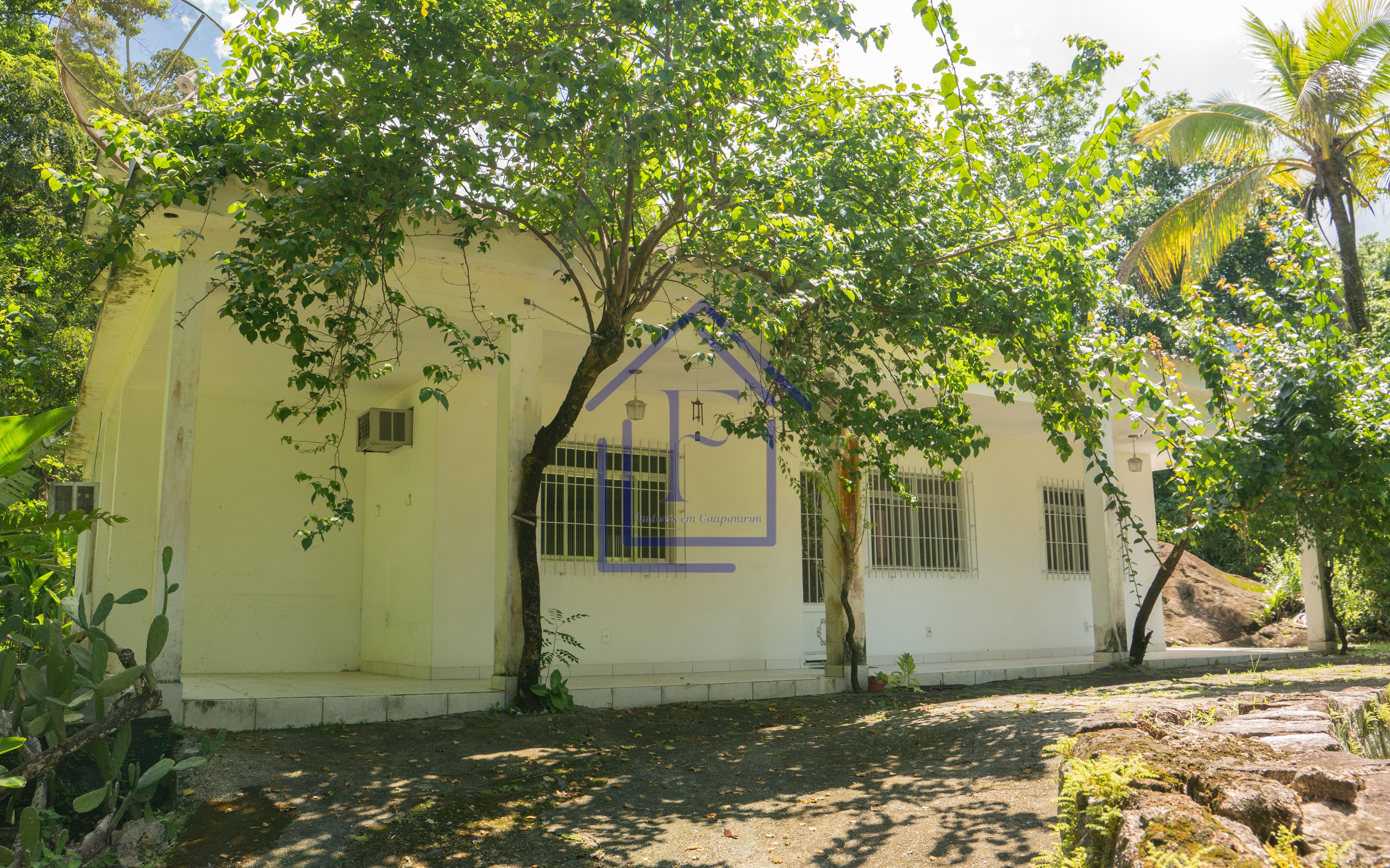 S&iacute;tio com 3.600m&sup2; de terreno, com acesso &agrave; cachoeira, localizado em Guapimirim  Guapimirim - 