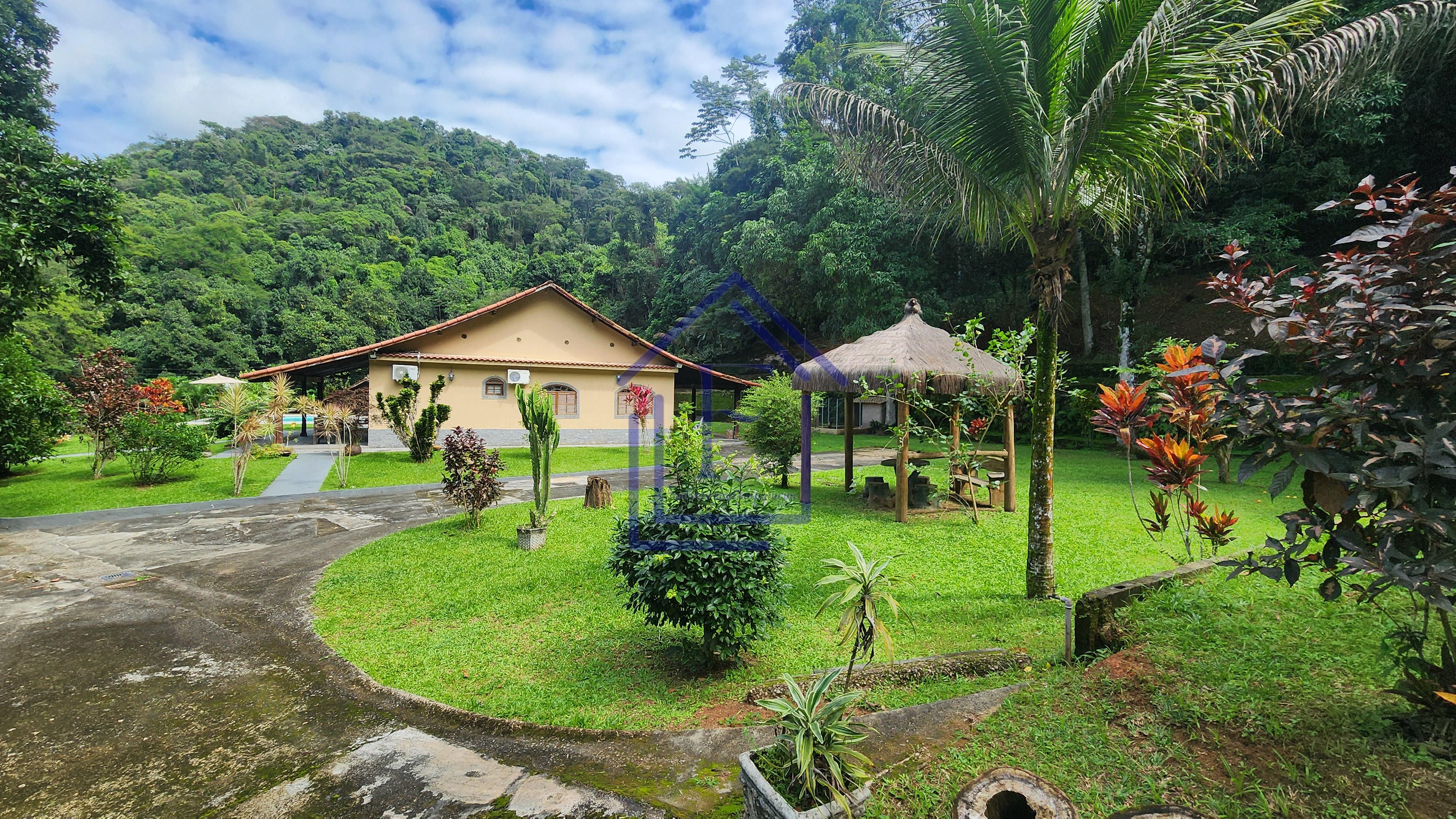 Oportunidade! S&iacute;tio com 3.650m&sup2; em Guapimirim - natureza e lazer completo  Guapimirim - 