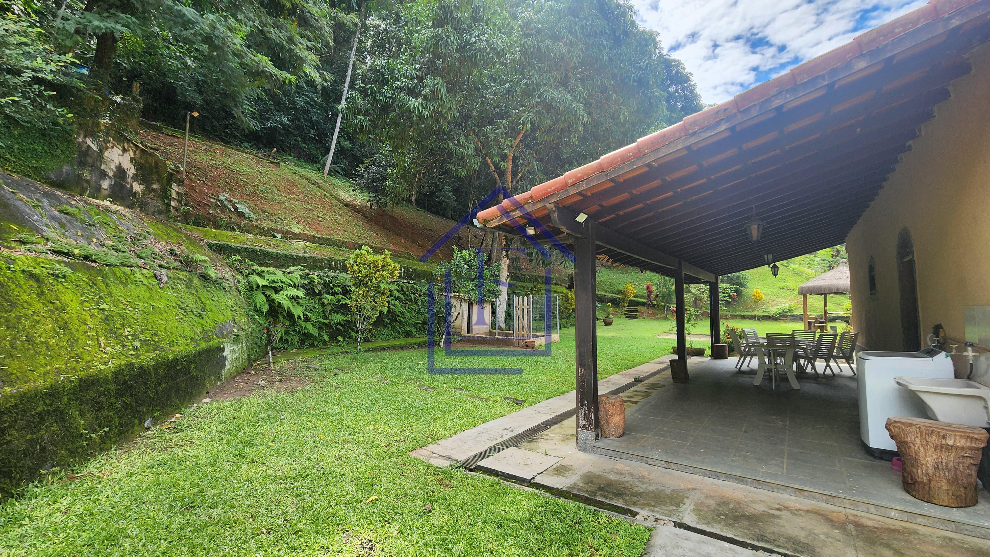 Oportunidade! S&iacute;tio com 3.650m&sup2; em Guapimirim - natureza e lazer completo  Guapimirim - 