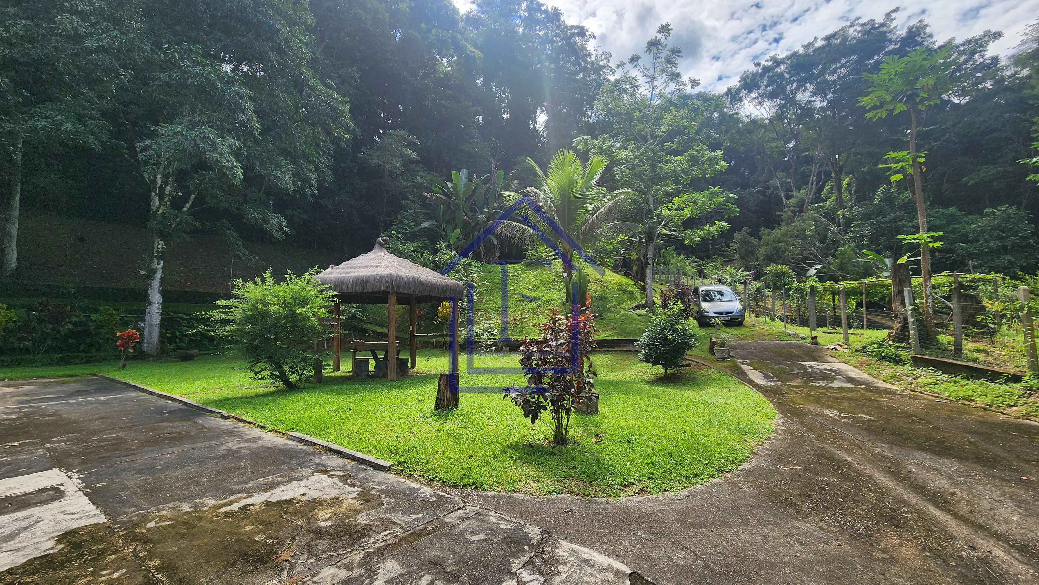 Oportunidade! S&iacute;tio com 3.650m&sup2; em Guapimirim - natureza e lazer completo  Guapimirim - 