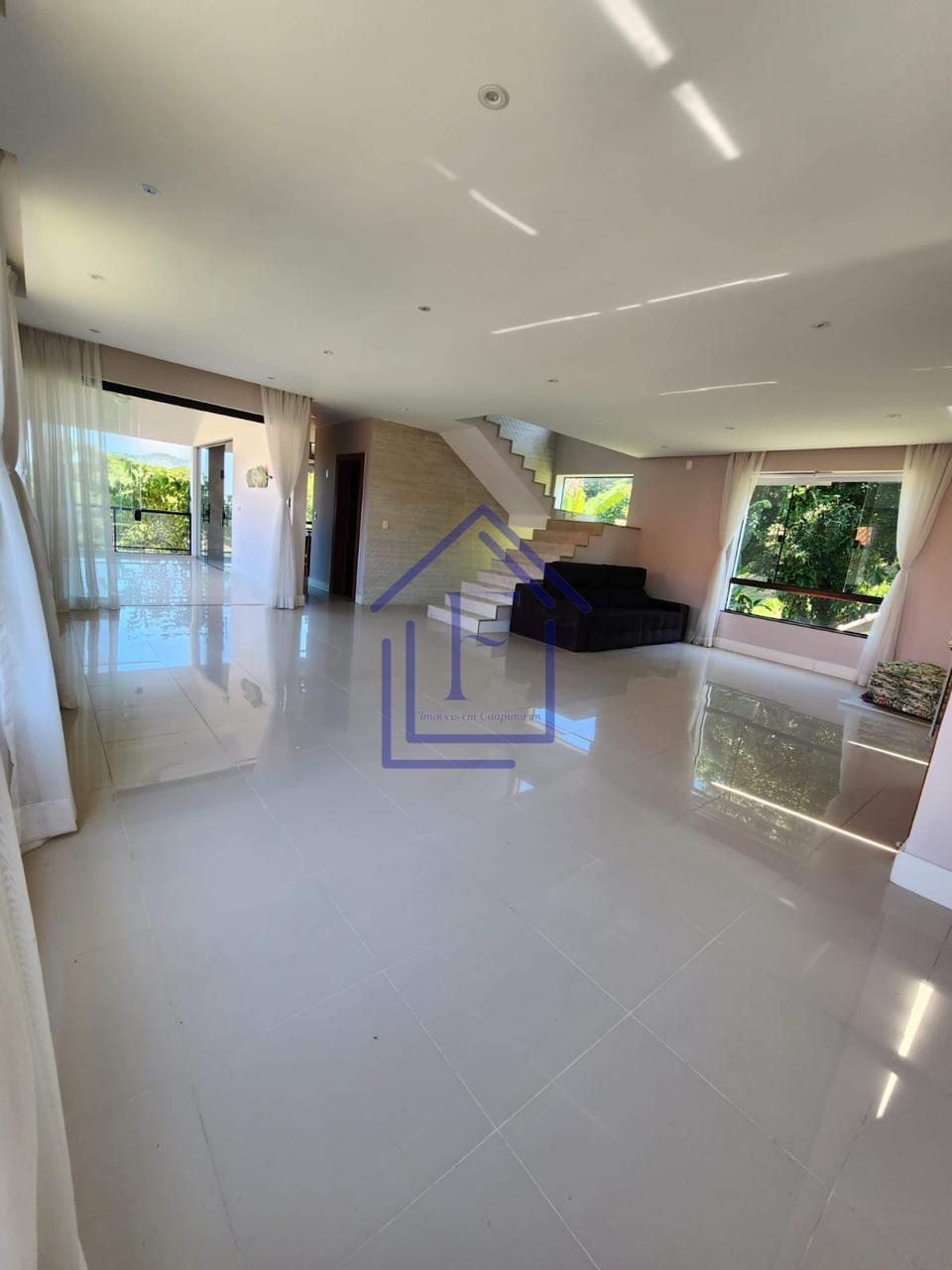 Casa de Alto Padr&atilde;o em Condom&iacute;nio com Vista para as Montanhas em Guapimirim  Guapimirim - 