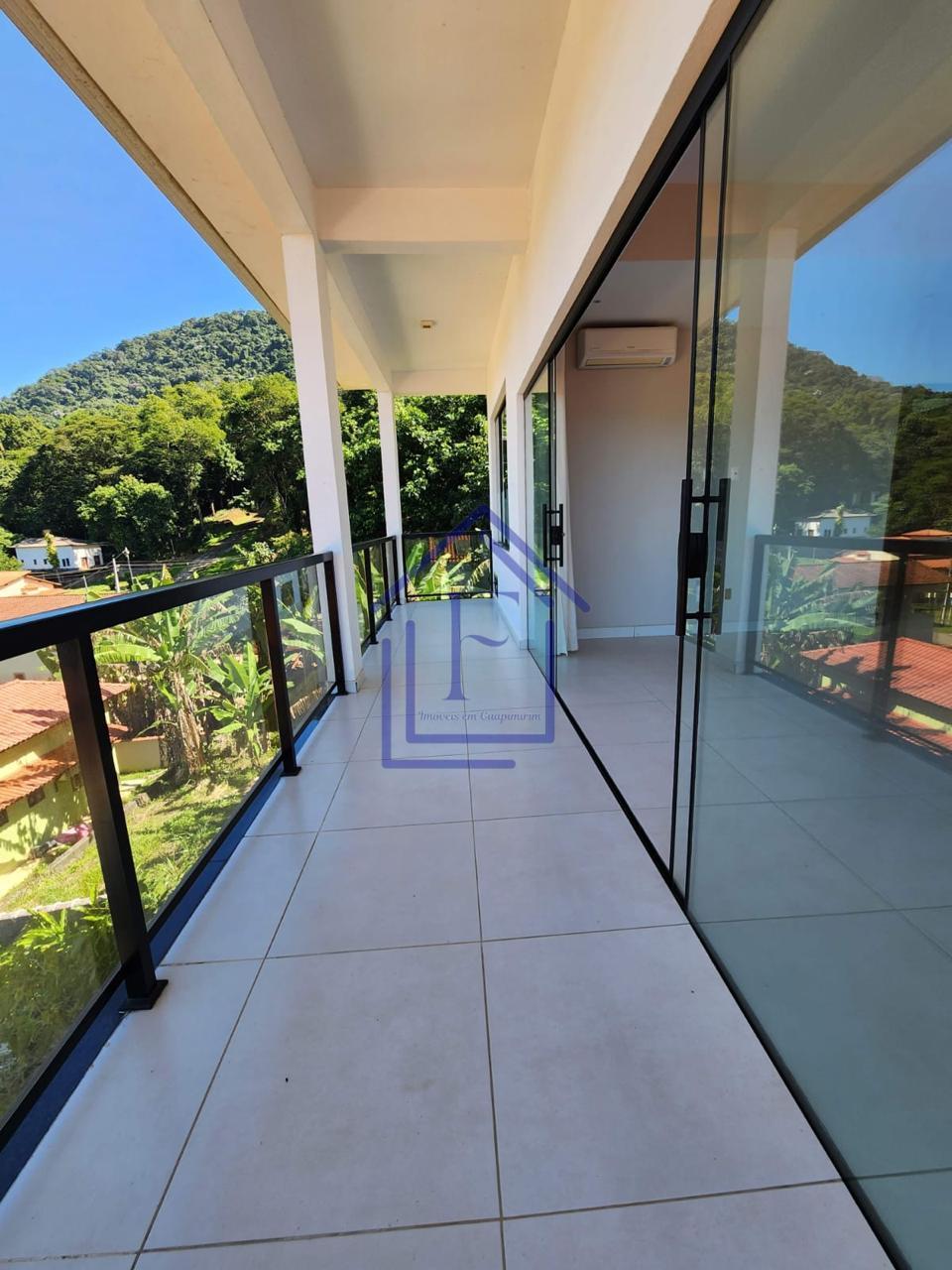 Casa de Alto Padr&atilde;o em Condom&iacute;nio com Vista para as Montanhas em Guapimirim  Guapimirim - 