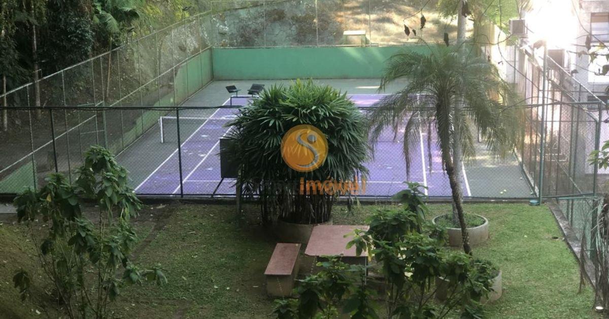 Apartamento TRIPLEX com 306m², 3 suítes, e 4 vagas - Petrópolis - 