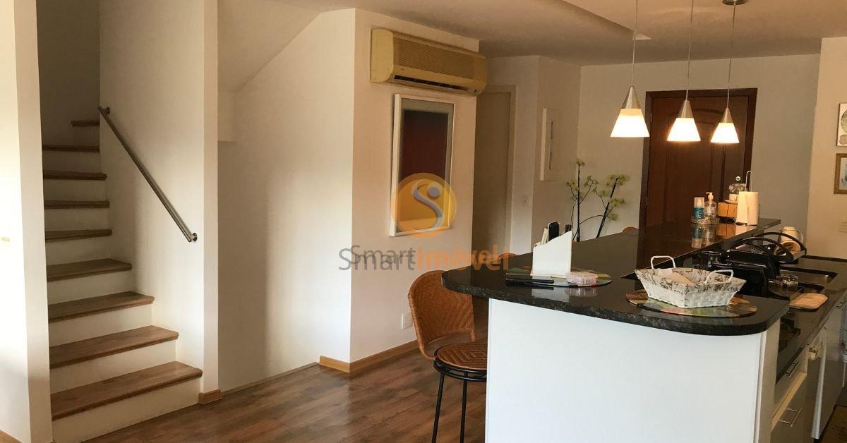 Apartamento TRIPLEX com 306m², 3 suítes, e 4 vagas - Petrópolis - 