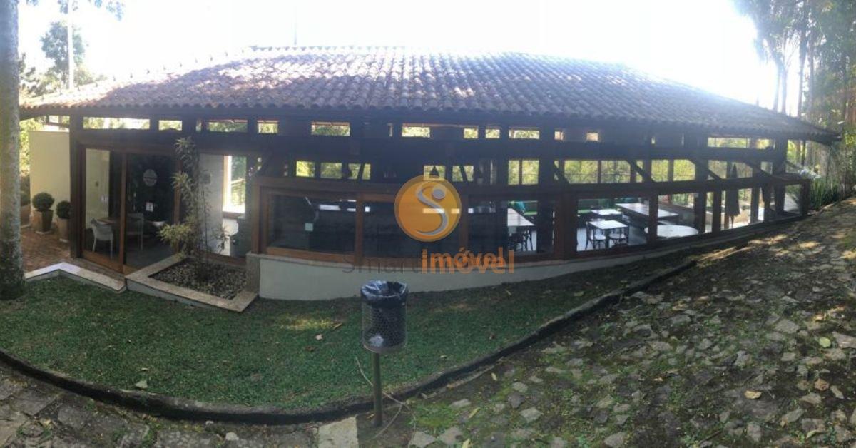 Apartamento TRIPLEX com 306m², 3 suítes, e 4 vagas - Petrópolis - 