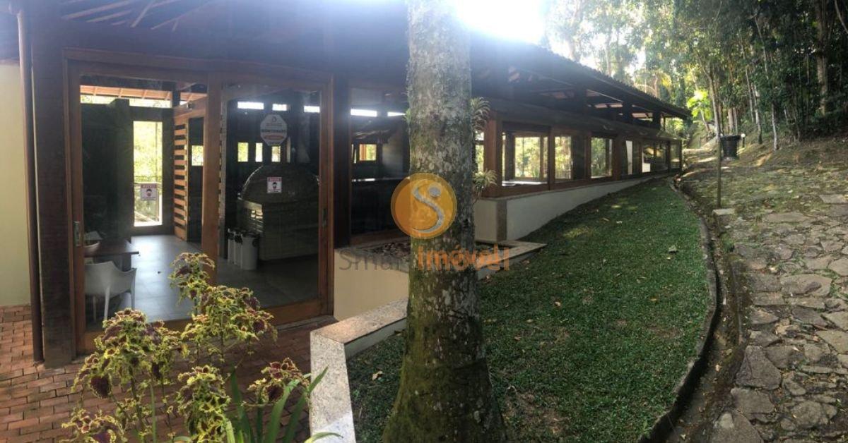 Apartamento TRIPLEX com 306m², 3 suítes, e 4 vagas - Petrópolis - 