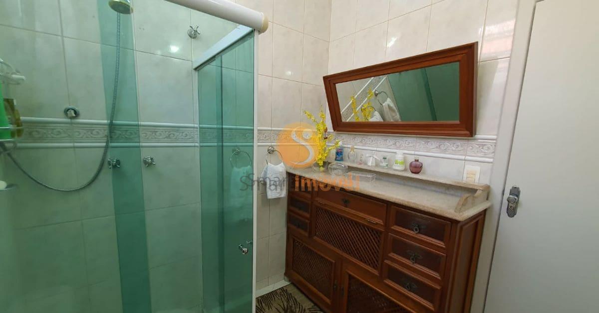 Casa no Centro Hist&oacute;rico com 4 quartos, 5 vagas, e ed&iacute;cula duplex  Petrópolis - 