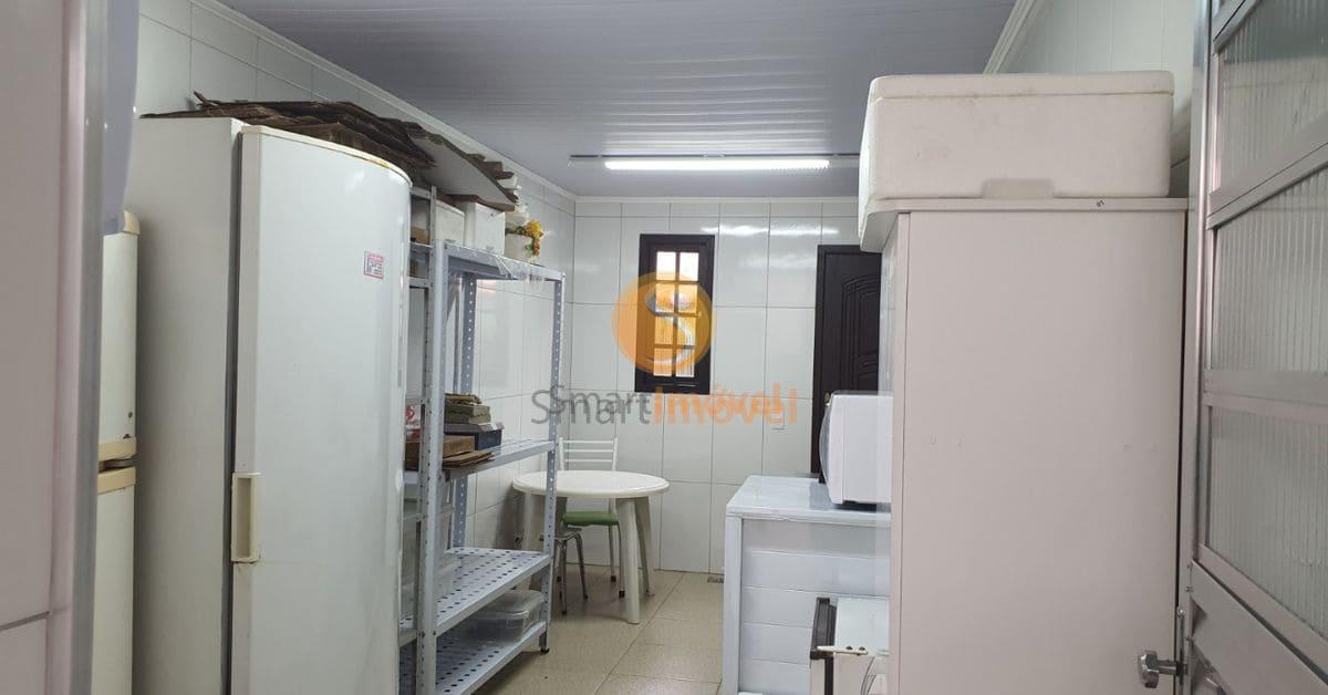 Casa no Centro Hist&oacute;rico com 4 quartos, 5 vagas, e ed&iacute;cula duplex  Petrópolis - 