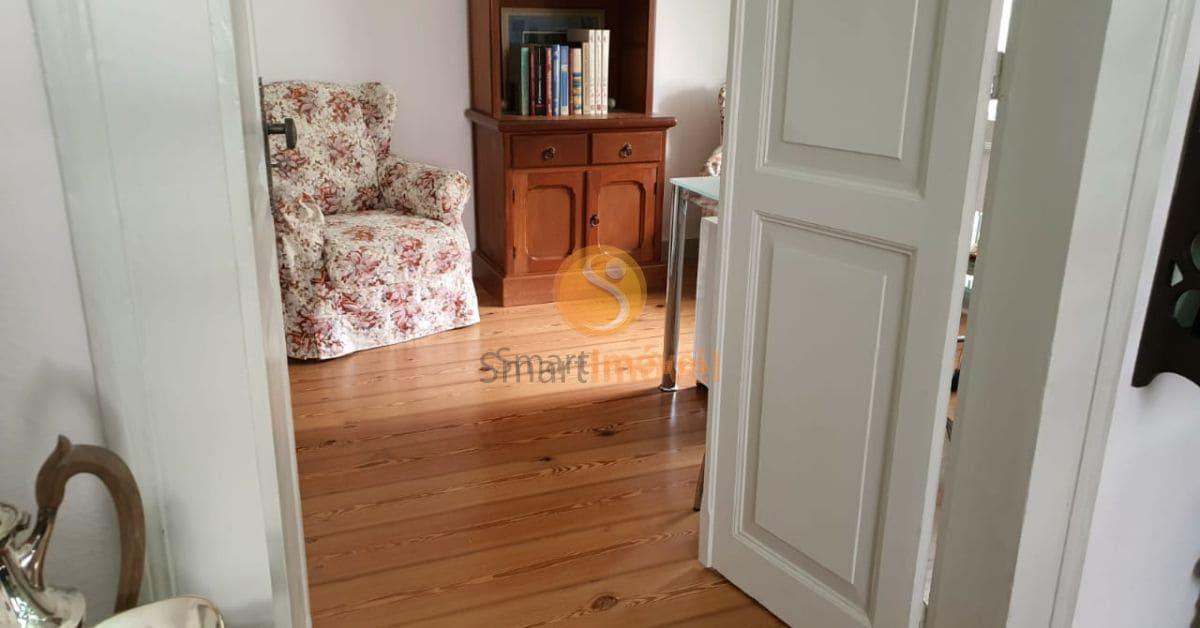 Casa no Centro Hist&oacute;rico com 4 quartos, 5 vagas, e ed&iacute;cula duplex  Petrópolis - 