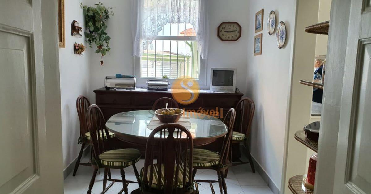 Casa no Centro Hist&oacute;rico com 4 quartos, 5 vagas, e ed&iacute;cula duplex  Petrópolis - 