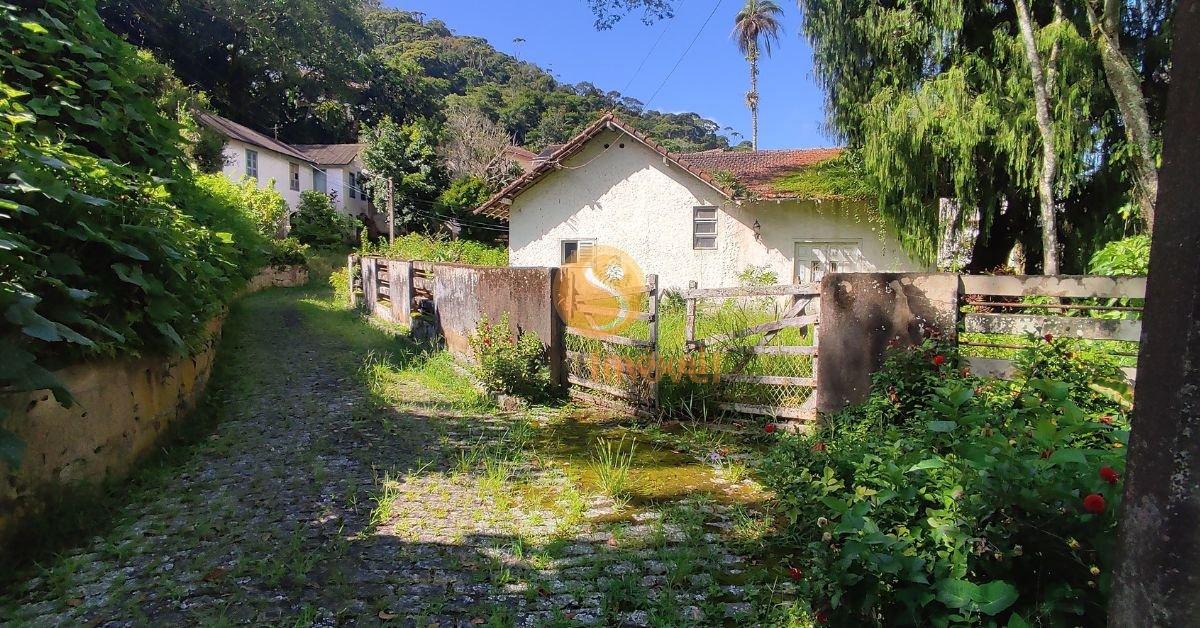Terreno pronto para incorporação com 232.000m², e projeto aprovado - Petrópolis - 