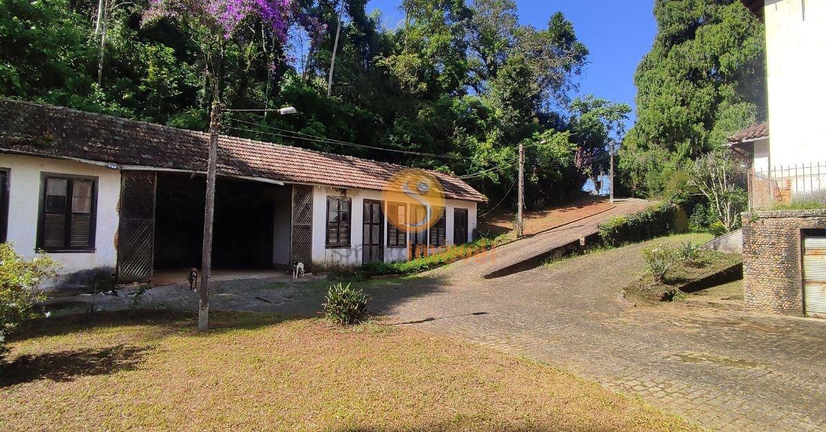 Terreno pronto para incorporação com 232.000m², e projeto aprovado - Petrópolis - 