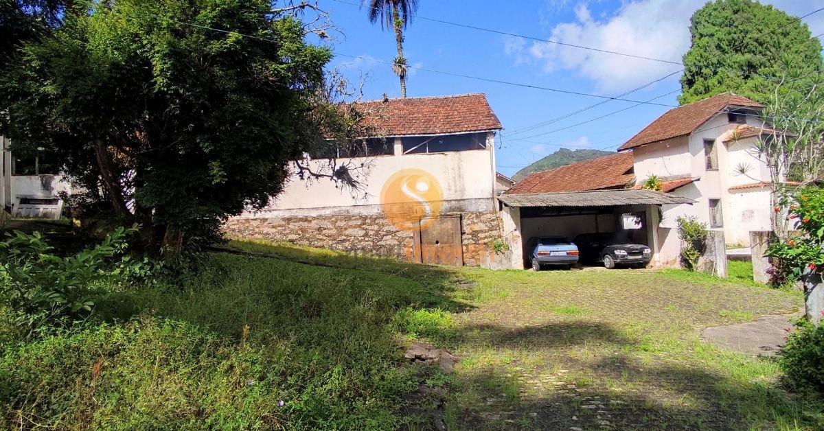 Terreno pronto para incorporação com 232.000m², e projeto aprovado - Petrópolis - 