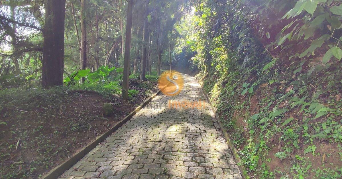 Terreno pronto para incorporação com 232.000m², e projeto aprovado - Petrópolis - 