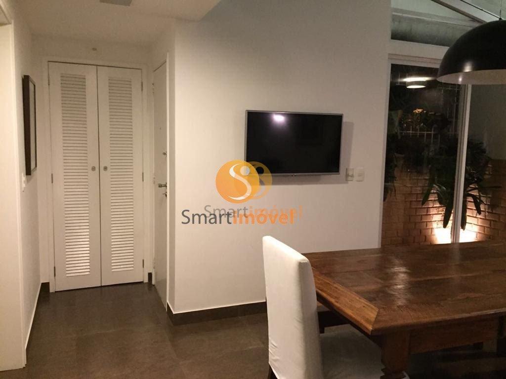 Apartamento com 240m², 4 quartos sendo 1 suíte, e 3 vagas - Petrópolis - 