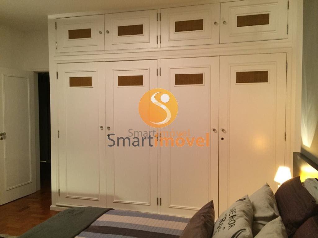 Apartamento com 240m², 4 quartos sendo 1 suíte, e 3 vagas - Petrópolis - 
