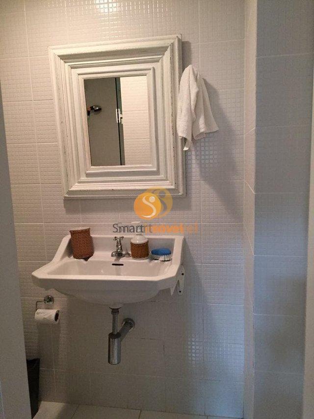 Apartamento com 240m², 4 quartos sendo 1 suíte, e 3 vagas - Petrópolis - 