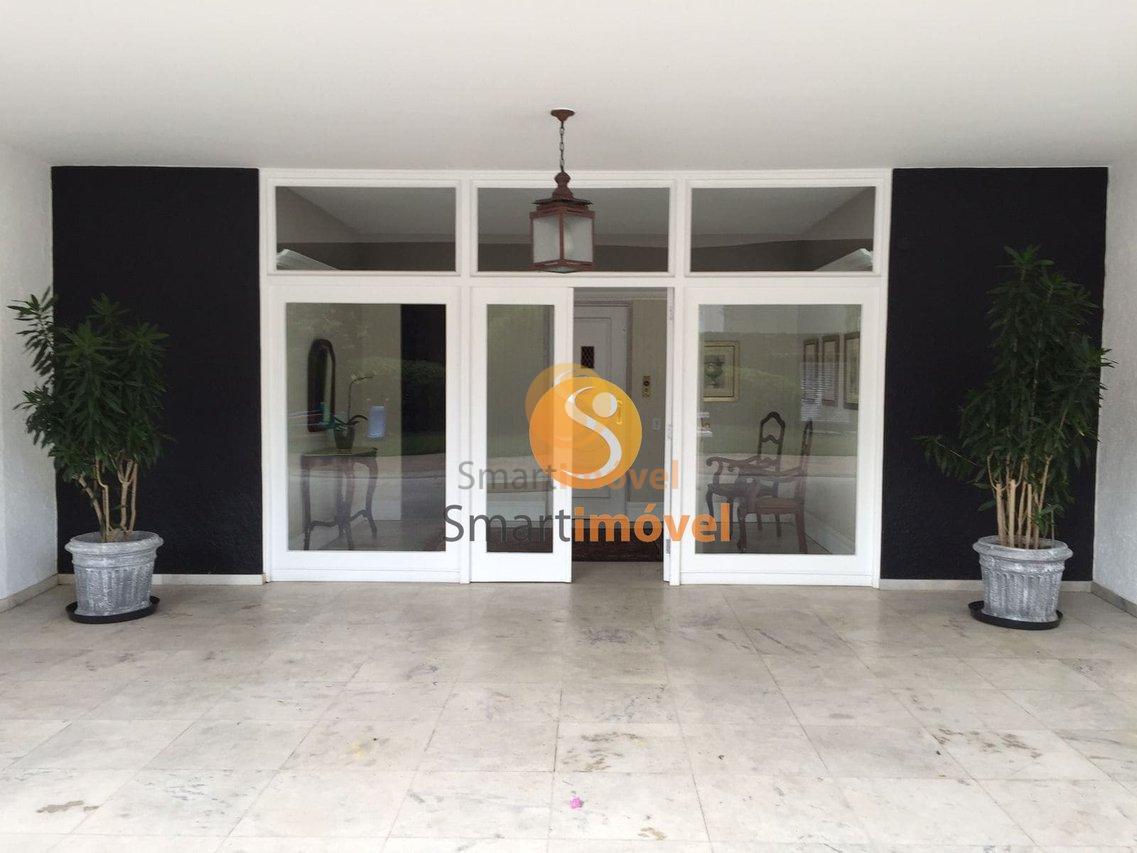 Apartamento com 240m², 4 quartos sendo 1 suíte, e 3 vagas - Petrópolis - 