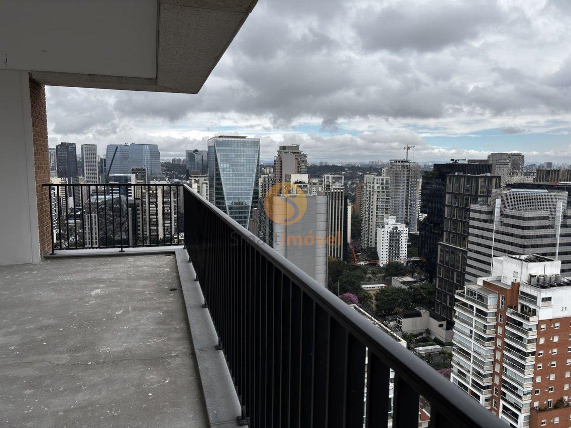 Apartamento com 208m², 3 suítes e 3 vagas determinadas  São Paulo - 