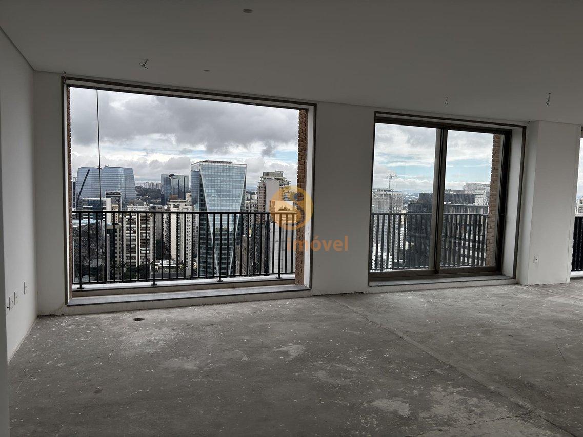 Apartamento com 208m², 3 suítes e 3 vagas determinadas  São Paulo - 