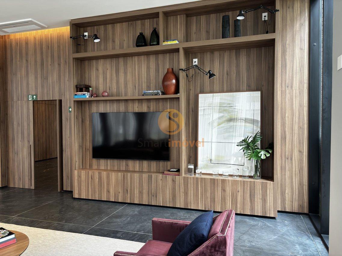 Apartamento com 208m², 3 suítes e 3 vagas determinadas  São Paulo - 