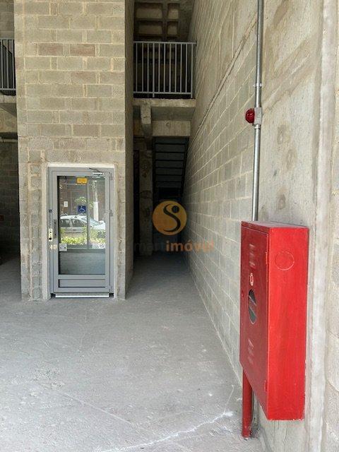 Loja comercial com 75,75m², 2 banheiros, mezanino, e 1 vaga  São Paulo - 