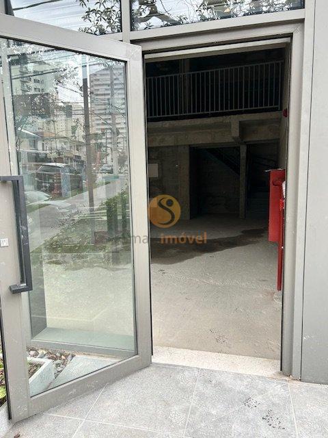 Loja comercial com 69,45m², 2 banheiros, mezanino, e 1 vaga  São Paulo - 