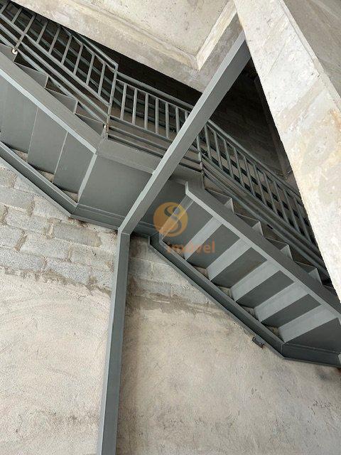 Loja comercial com 68,95m², 2 banheiros, mezanino, e 1 vaga  São Paulo - 
