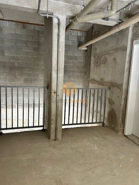 Loja comercial com 68,95m², 2 banheiros, mezanino, e 1 vaga  São Paulo - 