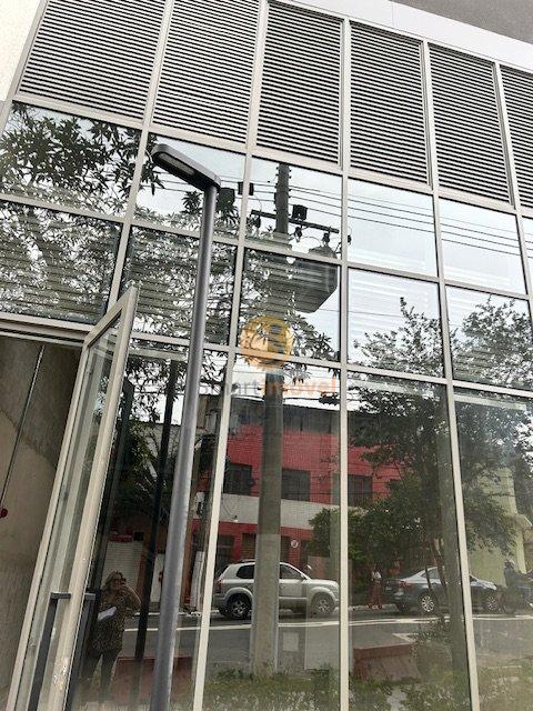 Loja comercial com 68,95m², 2 banheiros, mezanino, e 1 vaga  São Paulo - 