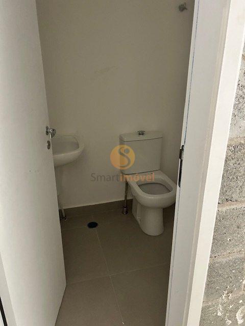 Loja comercial com 69,20m², 2 banheiros, mezanino, e 1 vaga  São Paulo - 