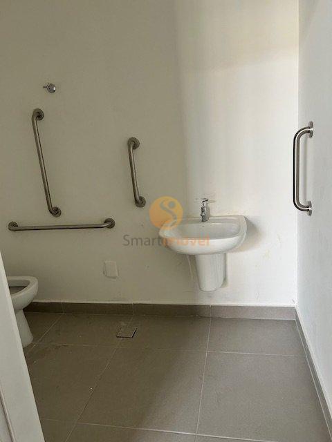 Loja comercial com 69,20m², 2 banheiros, mezanino, e 1 vaga  São Paulo - 
