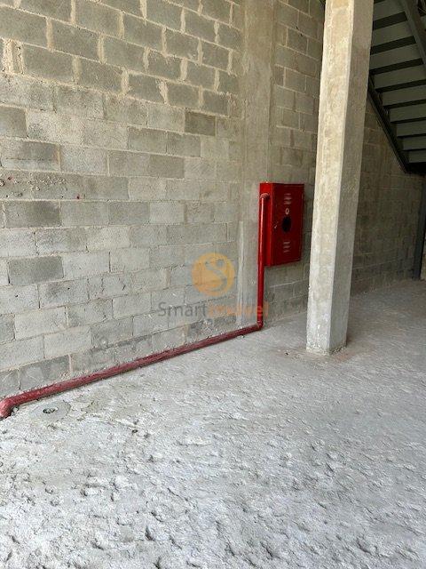 Loja comercial com 69,20m², 2 banheiros, mezanino, e 1 vaga  São Paulo - 