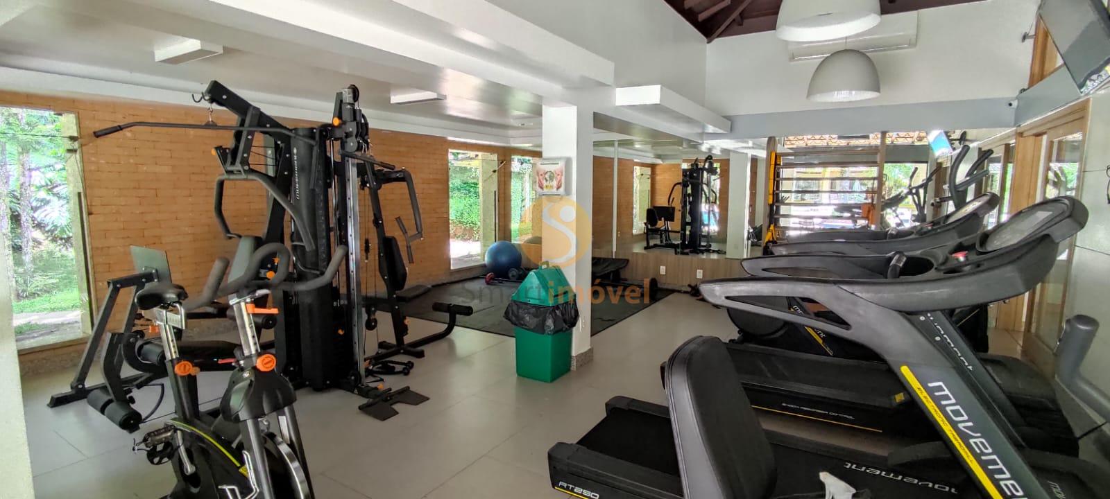 Cobertura Duplex com 500m&sup2;, 3 su&iacute;tes e 2 vagas  Petrópolis - 