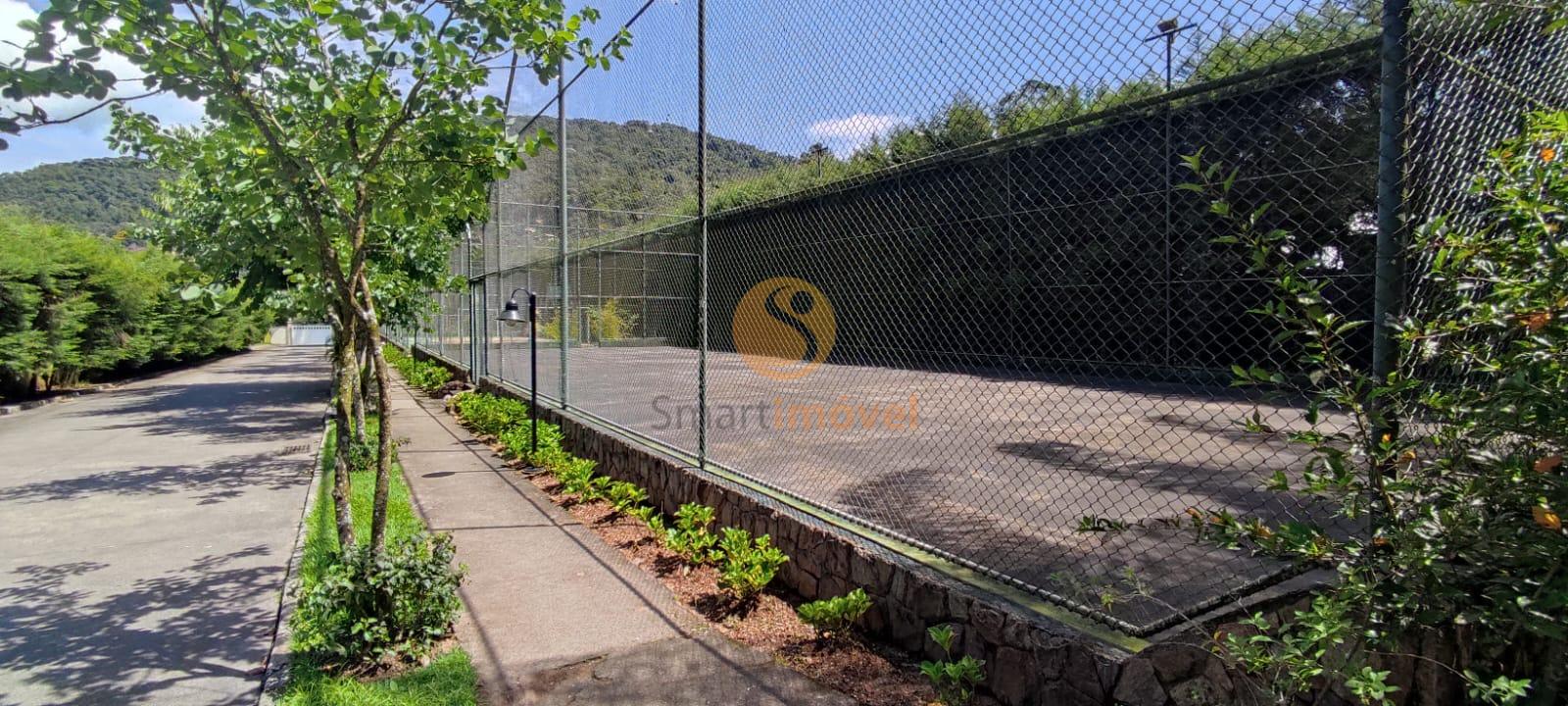 Cobertura Duplex com 500m&sup2;, 3 su&iacute;tes e 2 vagas  Petrópolis - 