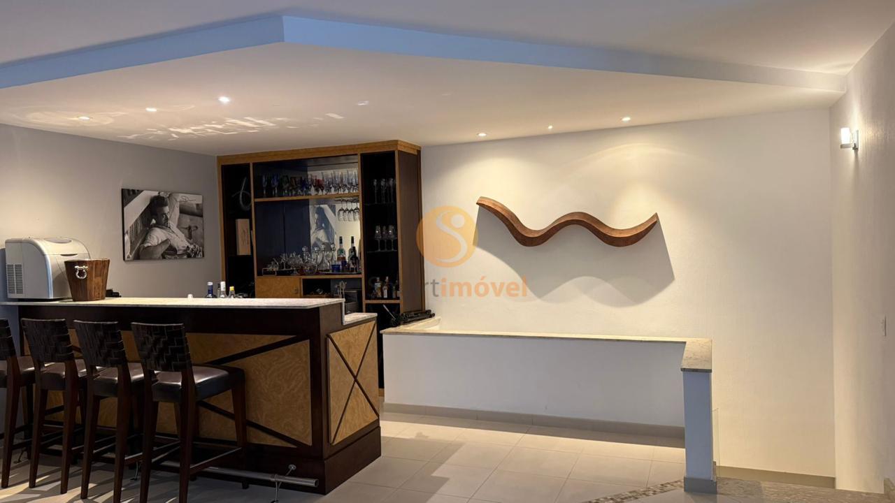 Cobertura Duplex com 500m&sup2;, 3 su&iacute;tes e 2 vagas  Petrópolis - 