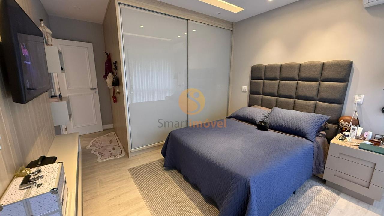Cobertura Duplex com 500m&sup2;, 3 su&iacute;tes e 2 vagas  Petrópolis - 