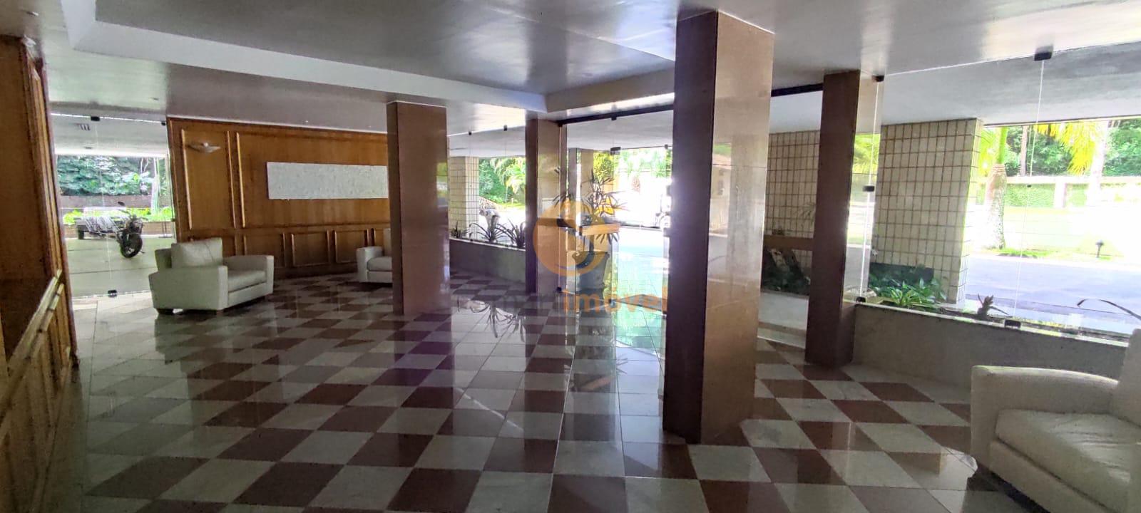 Cobertura Duplex com 500m&sup2;, 3 su&iacute;tes e 2 vagas  Petrópolis - 