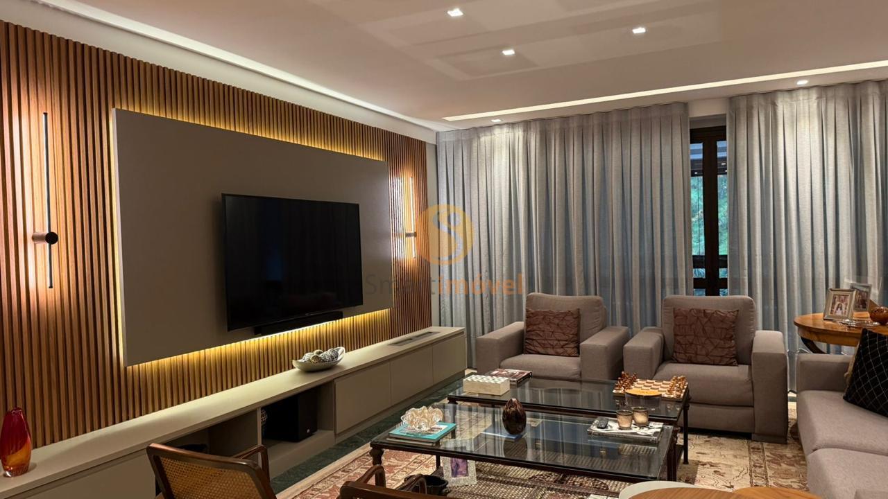 Cobertura Duplex com 500m&sup2;, 3 su&iacute;tes e 2 vagas  Petrópolis - 