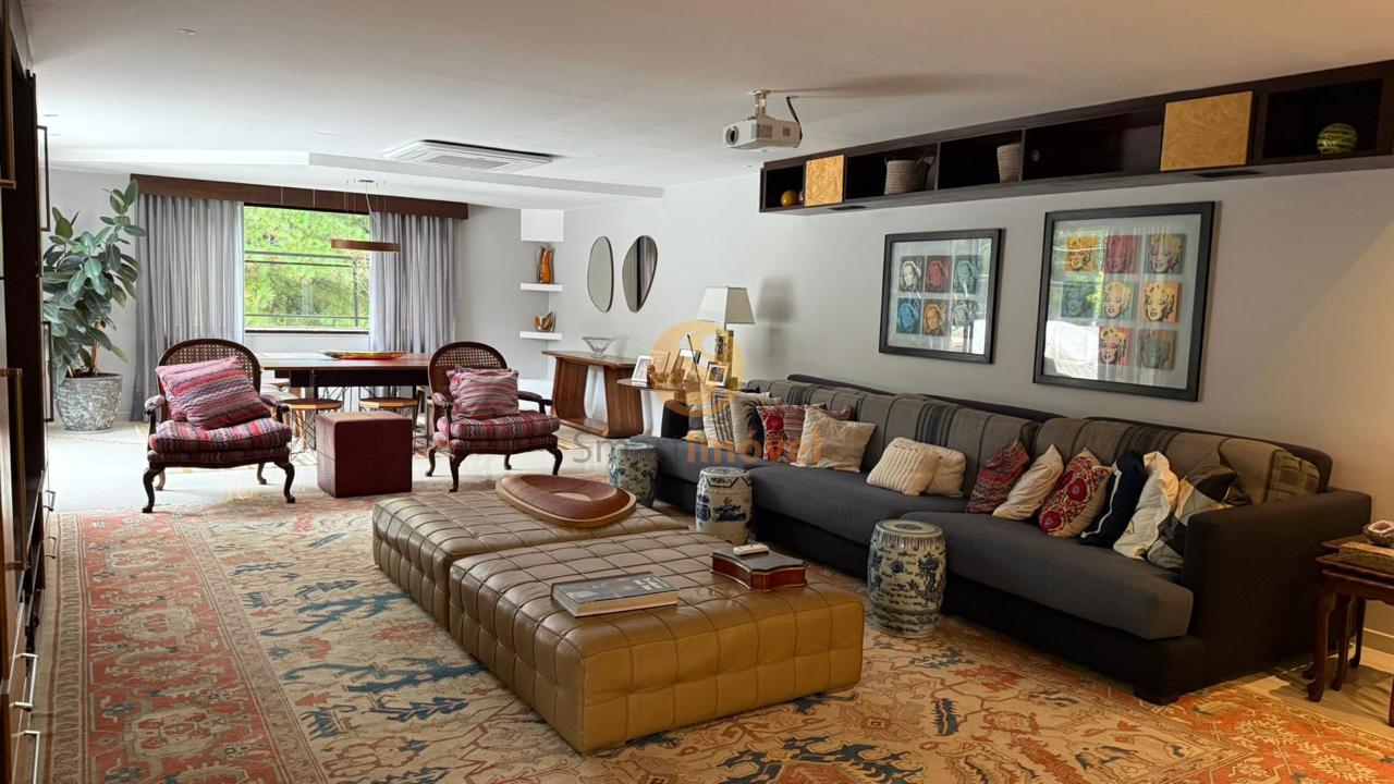 Cobertura Duplex com 500m&sup2;, 3 su&iacute;tes e 2 vagas  Petrópolis - 