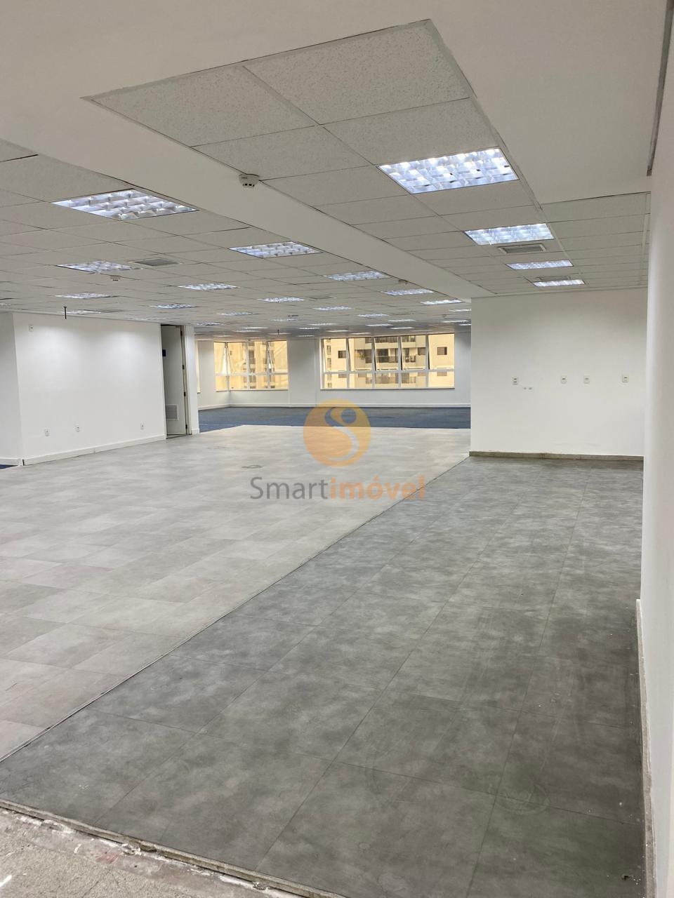 Pr&eacute;dio Monousu&aacute;rio com 8.194m&sup2;, 3 andares, e 4 subsolos de garagem com 119 vagas  São Paulo - 